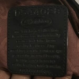 Fashion Black Leather Tag